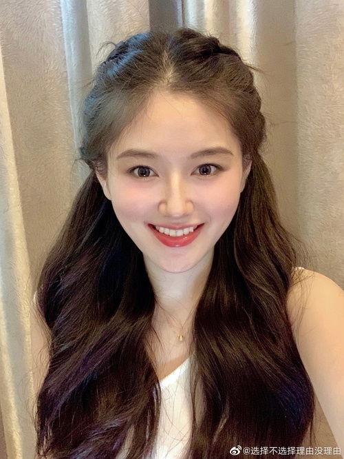 网红吃瓜-反差,反差萌态尽显