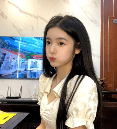 网红直播吃瓜爆料,吃瓜爆料背后的真相大起底