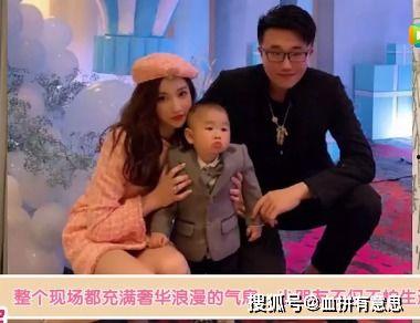 王思聪和他的网红吃瓜